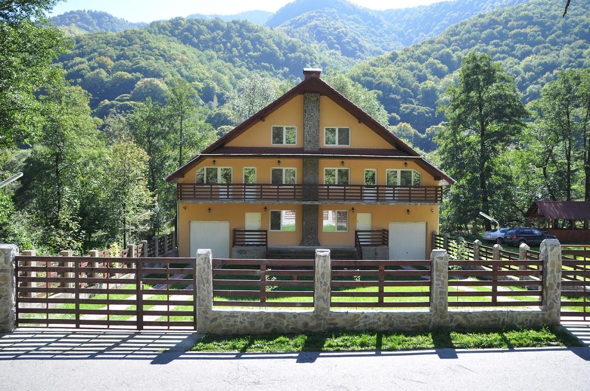 Cabana Ovidiu - cazare in Rau de Mori